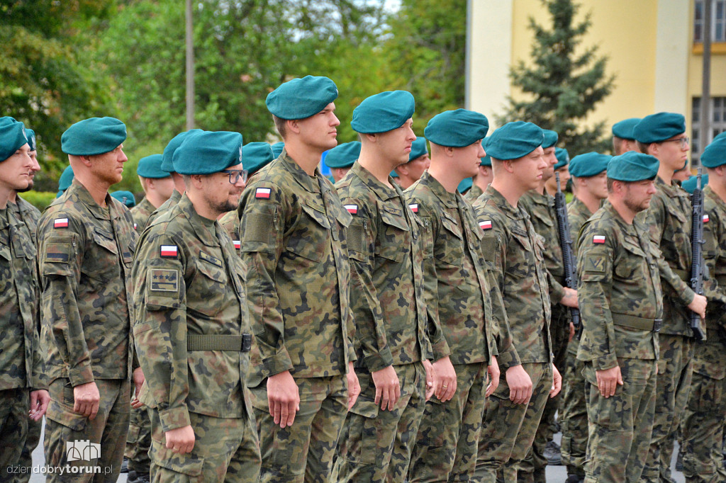 Przysięga wojskowa w Toruniu