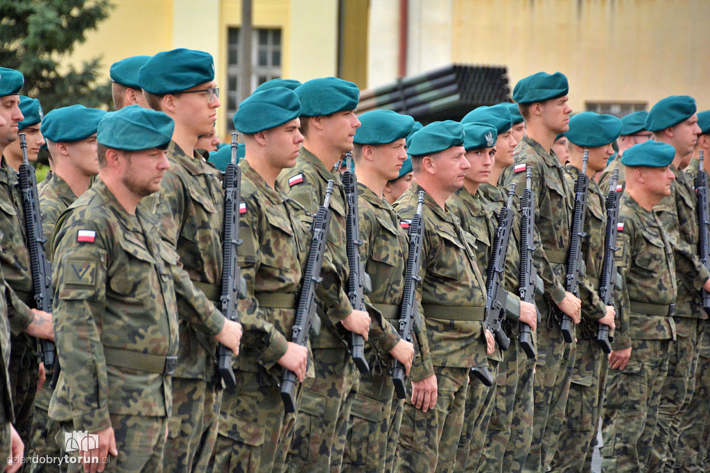 Przysięga wojskowa w Toruniu