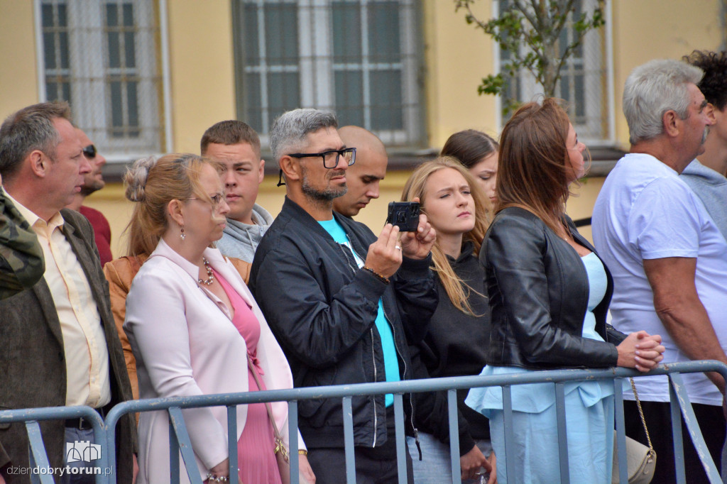 Przysięga wojskowa w Toruniu