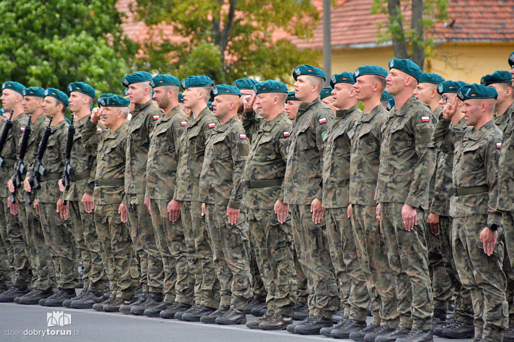 Przysięga wojskowa w Toruniu