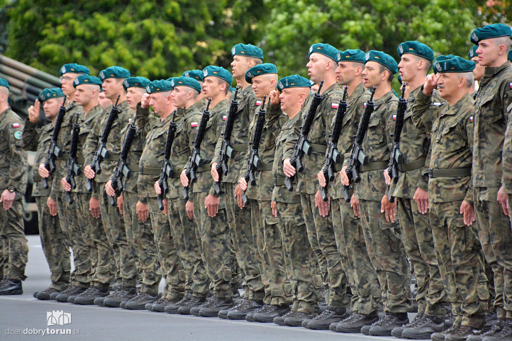 Przysięga wojskowa w Toruniu