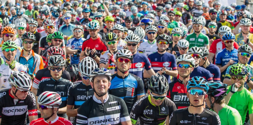 Blisko dwa tysiące kolarzy pojechało w drugiej edycji Velo Toruń   Fot. Materiały prasowe