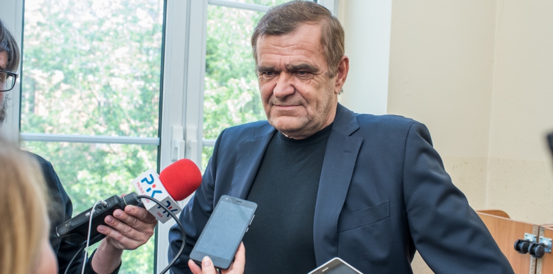 Karkosikowie w sądzie. Ruszył proces w sprawie transakcji na akcjach