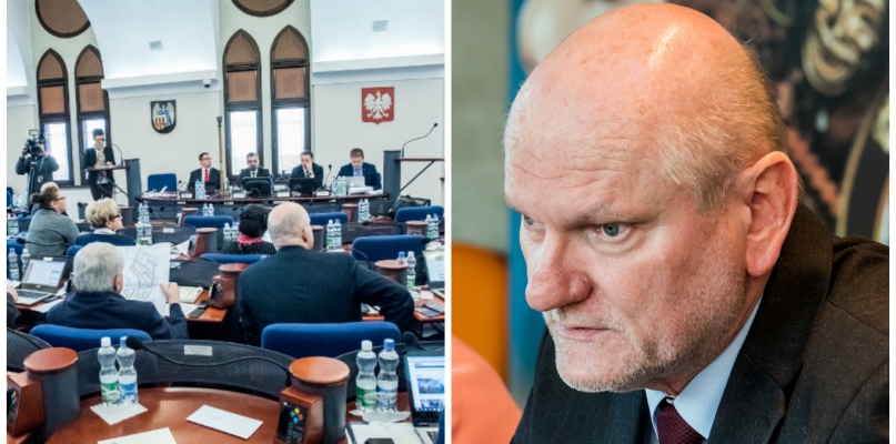 Zmiany proponowane przez prezydenta Torunia Michała Zaleskiego (po prawej) w statucie miasta to według Macieja Cichowicza ograniczanie kompetencji rady miasta, fot. Tomasz Berent