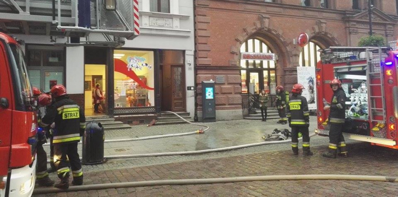 Pożar wybuchł w jednej z kamienic na Starówce, fot. Tomasz Berent