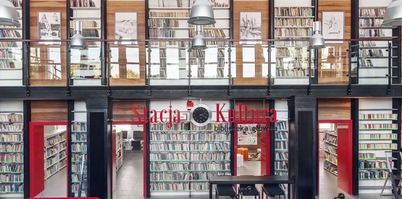 Tak prezentuje się biblioteka Stacja Kultura w Rumi, fot. strona facebookowa Stacji Kultura