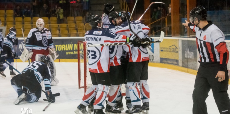 Wygrywamy! Hokeiści wracają do gry w walce o utrzymanie!