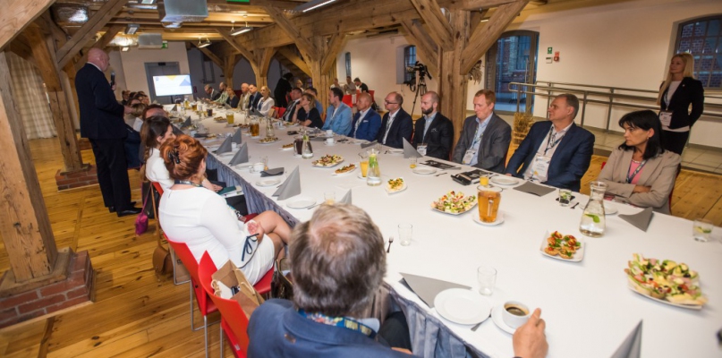 Prezydent spotkał się z mecenasami toruńskiej kultury, fot. Tomasz Berent