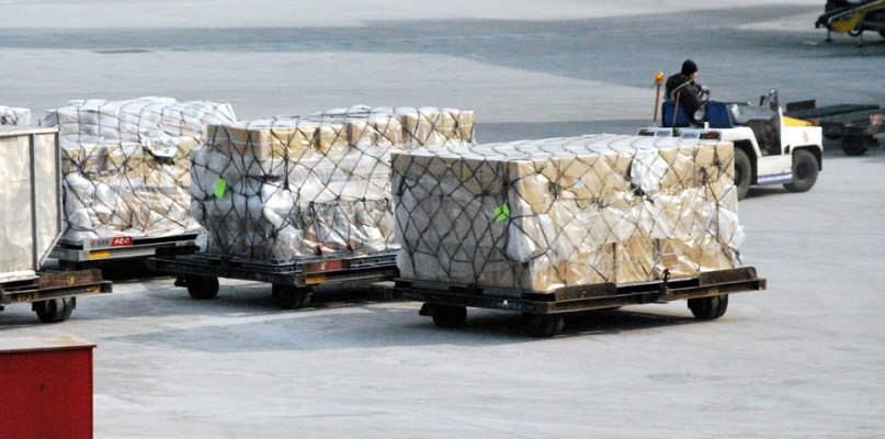 Jak znaleźć taniego kuriera?