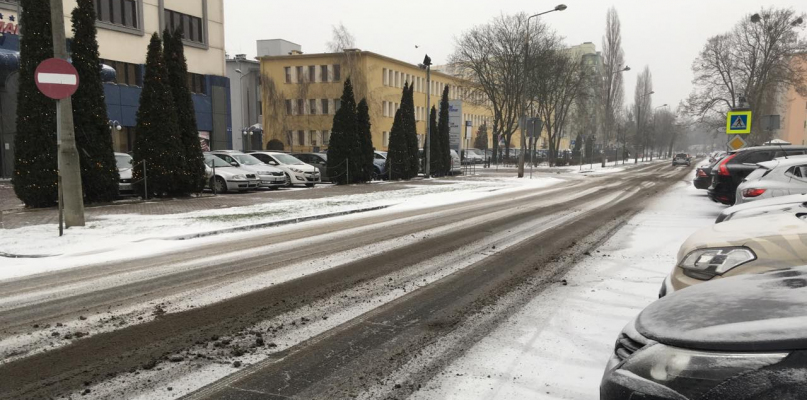 Na drogach robi się biało. Fot. Tomasz Berent