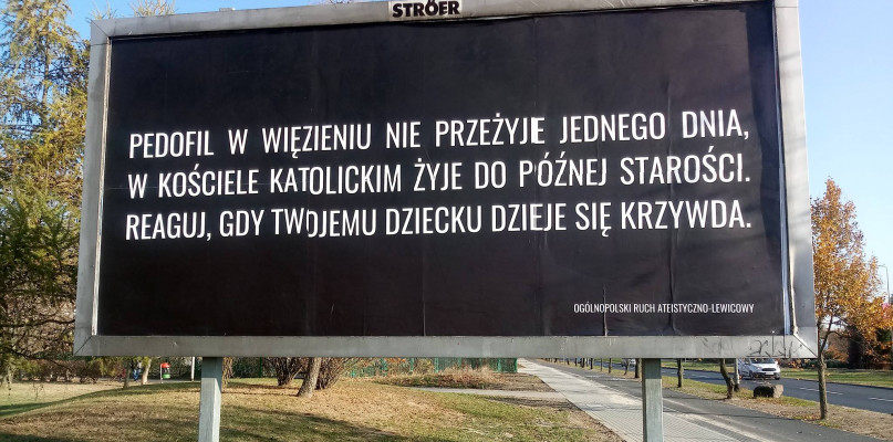 Szokujący billboard pojawił się w Toruniu! "Pedofil..."