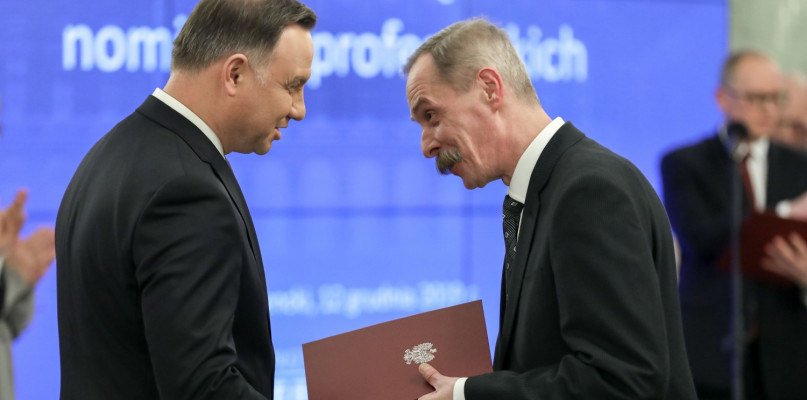 Toruń: UMK ma nowych profesorów. Odebrali nominacje z rąk prezydenta Dudy!