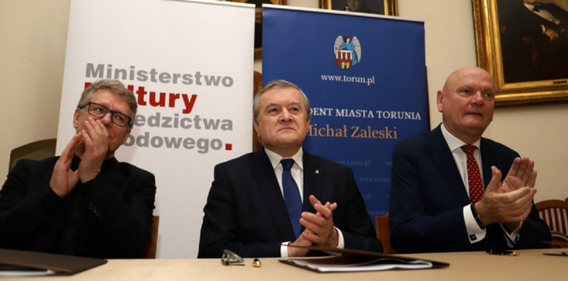 We wrześniu 2019 r. w Toruniu pojawił się minister kultury. Zawarto umowę o utworzeniu centrum  Fot. Agnieszka Bielecka