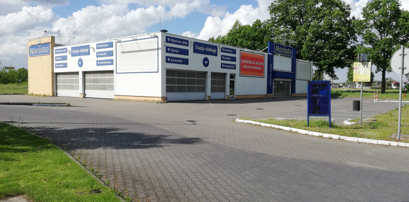 Toruń: koniec działalności znanych warsztatów! W ich miejsce wejdzie znana sieć