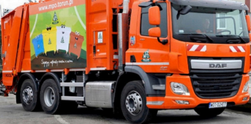 Toruń: śmieciarki MPO zyskały kamery. Dlaczego?