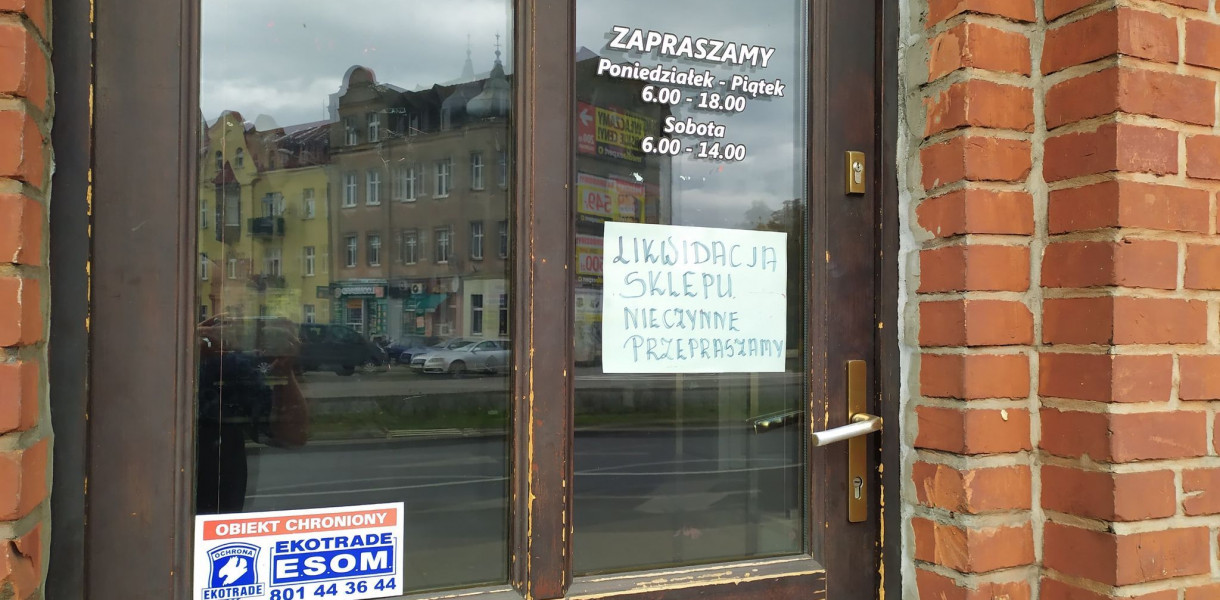 Klienci niepocieszeni! Kolejny, LEGENDARNY już sklep w Toruniu zamknięty