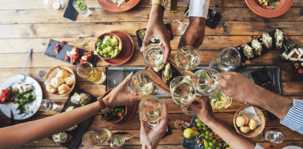 Kolejna restauracja znika z toruńskiej starówki. To znana sieć!