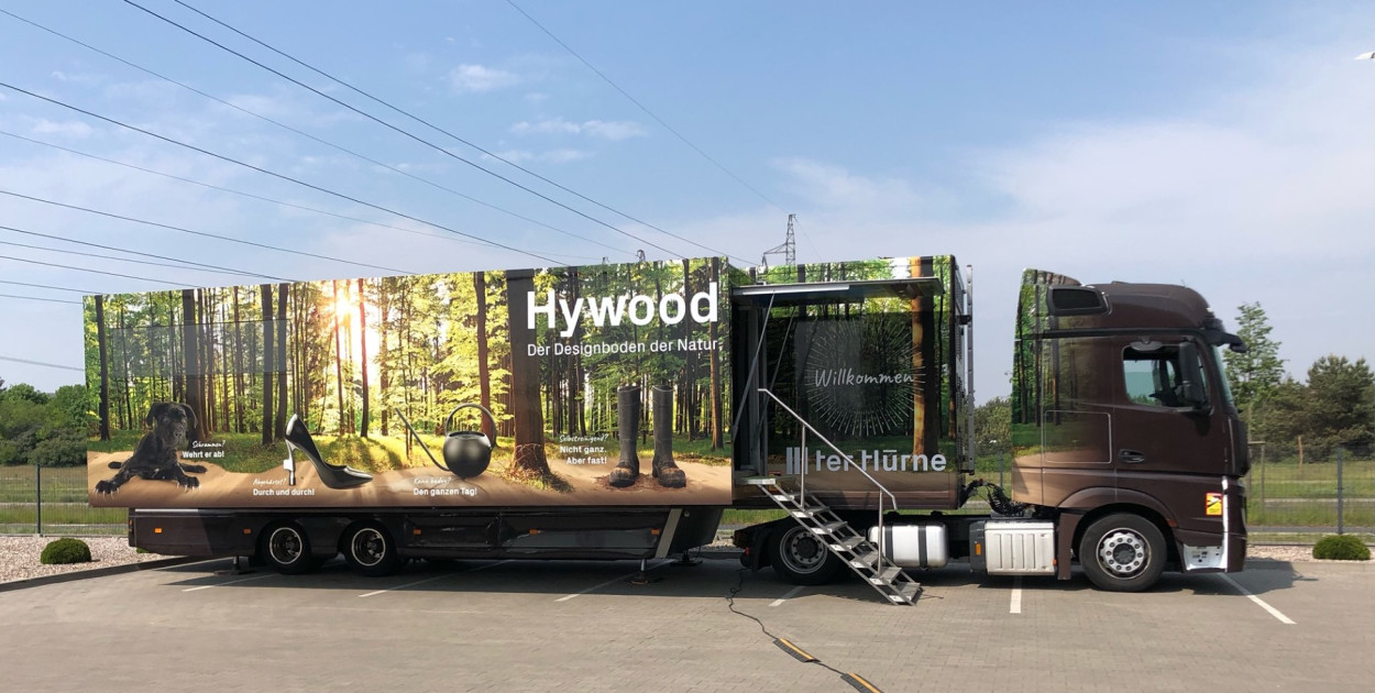 Oryginalna ciężarówka pod toruńską firmą. Okazja na odwiedziny tylko dziś!