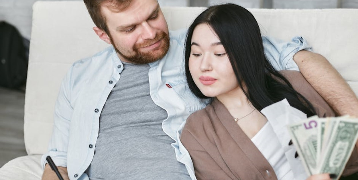 Razem czy osobno – jak małżonkowie mogą wziąć kredyt gotówkowy?