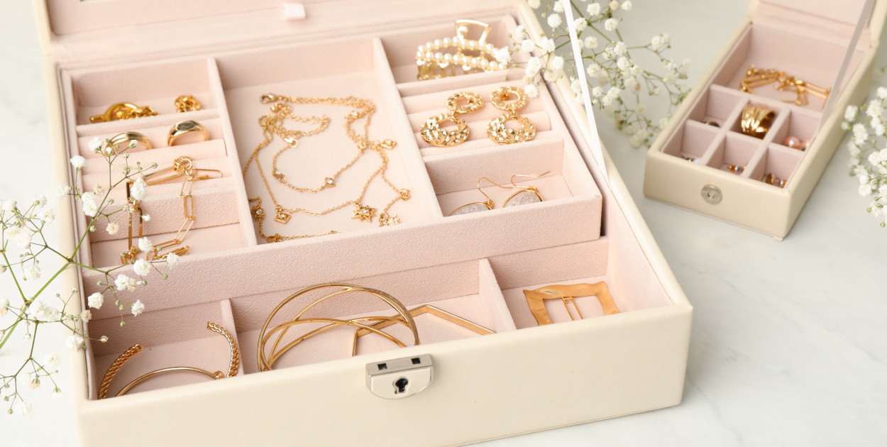 Jak przechowywać biżuterię?
