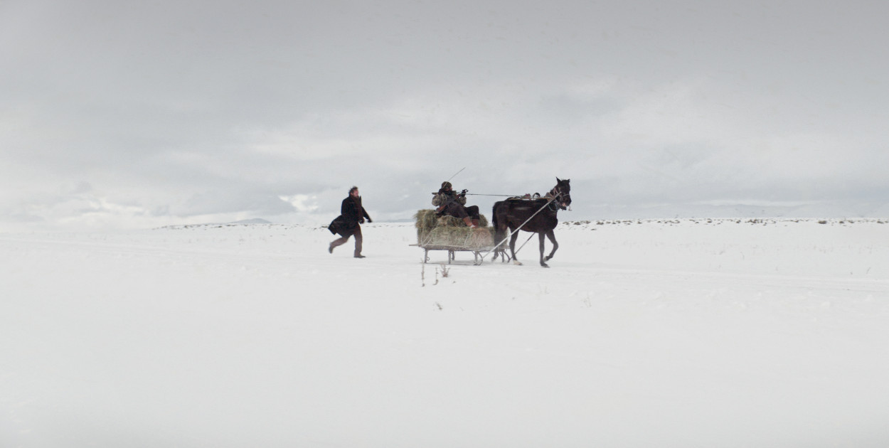 Zdjęcie z filmu Wśród wyschniętych traw