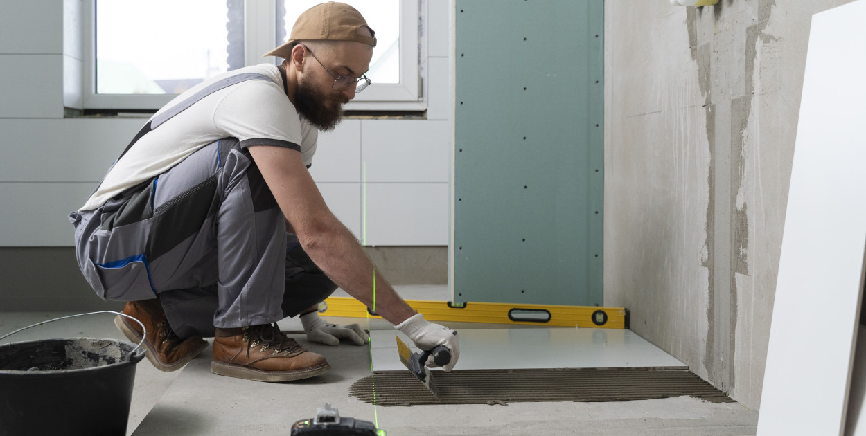 Remont małej łazienki w bloku - jak się przygotować i o czym pamiętać?