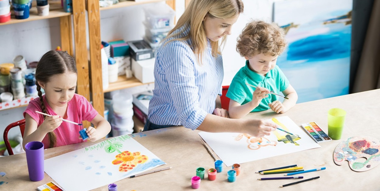        Aktywności w żłobku – co warto wprowadzić do codziennego planu?     