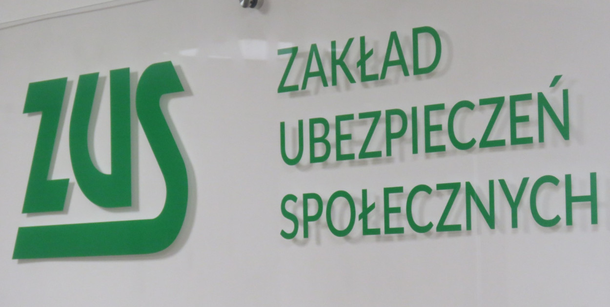 Renta wdowia. Ile możesz otrzymać? Komu przysługuje i kiedy mogą Ci ją zabrać?