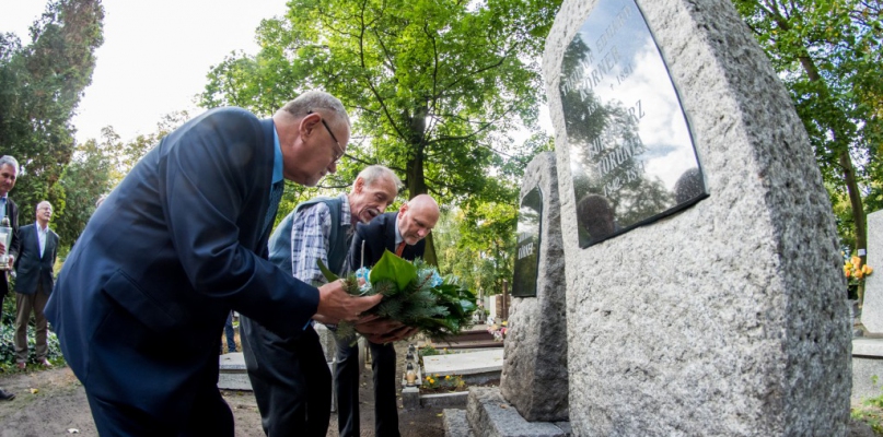 Prof. Koerner miał okazję złożyć kwiaty na grobie swojego pradziadka, fot. Tomasz Berent