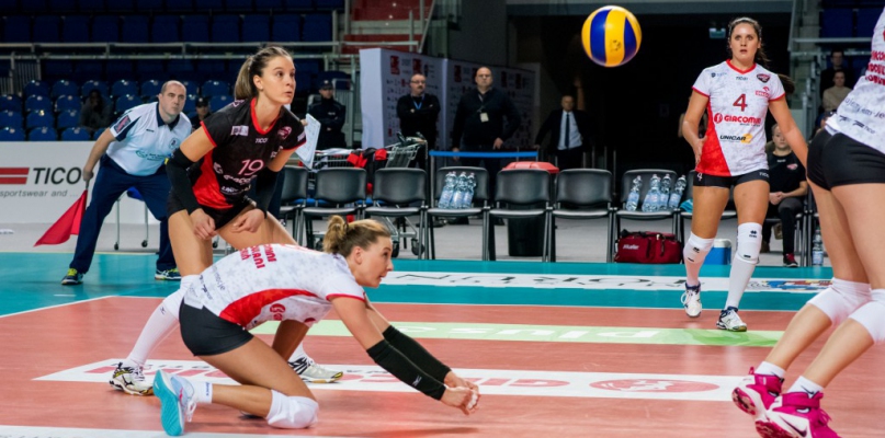 Torunianki nie miały szans w starciu z łodziankami   Fot. Tomasz Berent
