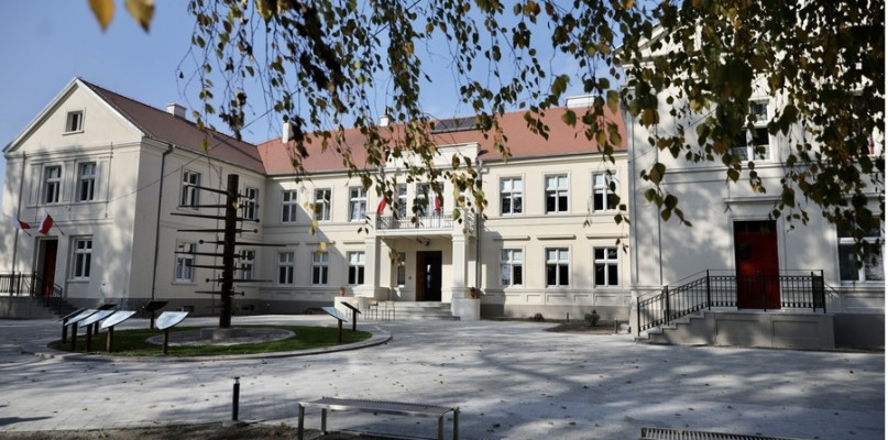 Szkoła w Warszewicach, fot. Andrzej Goiński/UMWKP