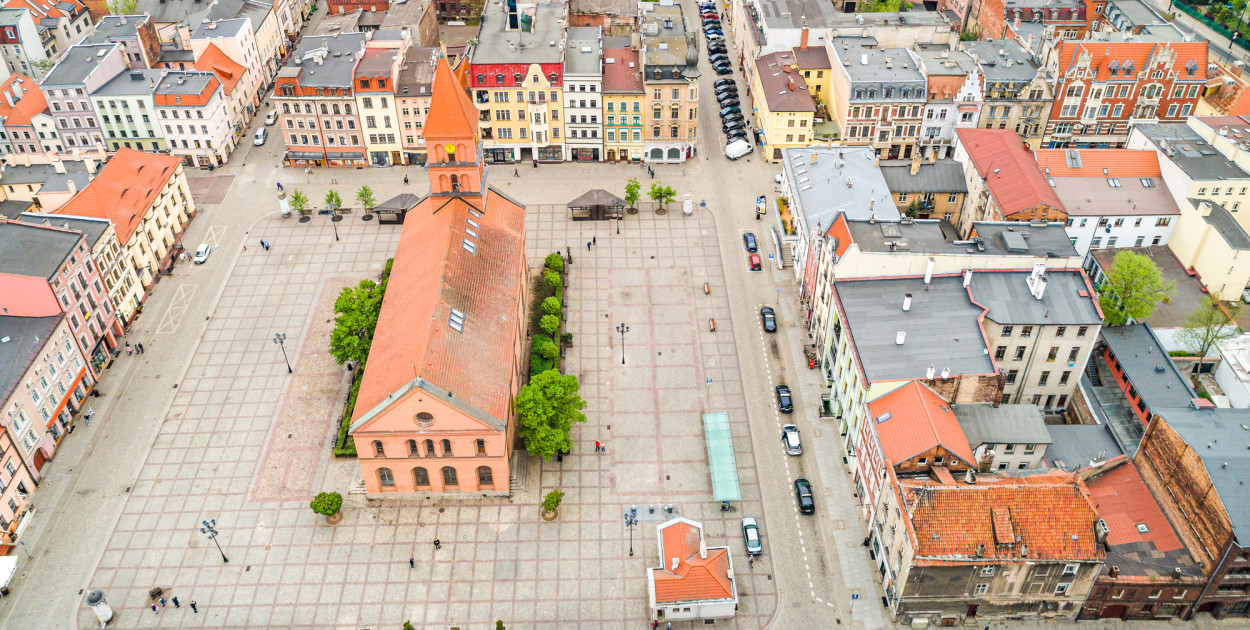 Rynek Nowomiejski w Toruniu. Zdjęcie ilustracyjne. Depositphotos