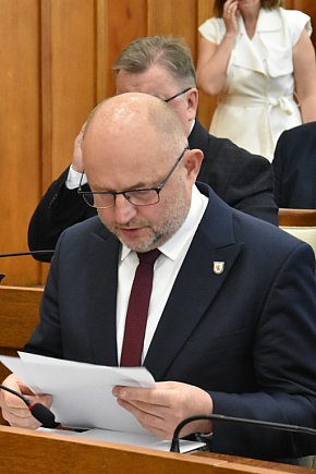 Wznowiona sesja Sejmiku Województwa-10811