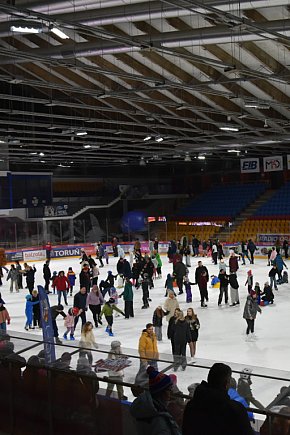 Karnawałowa dyskoteka na lodzie-12318