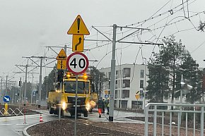 Awaria! Zerwana trakcja unieruchomiła tramwaje-12701