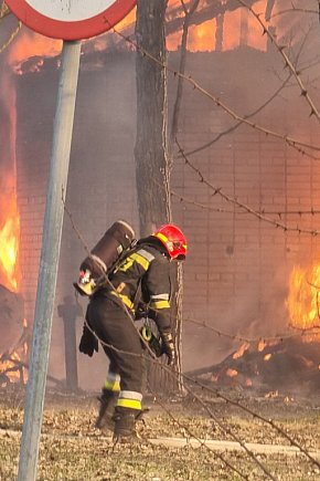 Poźar na Grudziądzkiej w Toruniu-12763