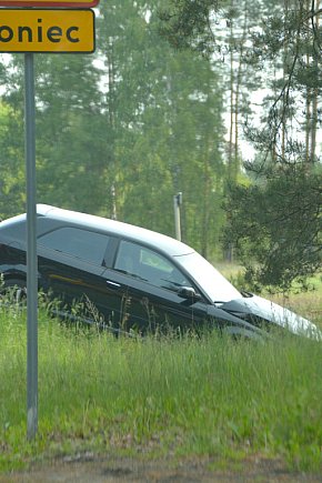 Wypadek na drodze krajowej nr 10-13245