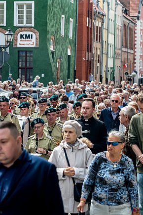 Boże Ciało - procesja na Rynku Staromiejskim-13326