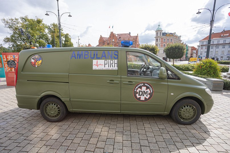 Karetka z Torunia pojechała na Ukrainę