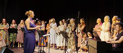 Dzień Mamy i Dziecka z Chórem Mam w Toruniu-7817