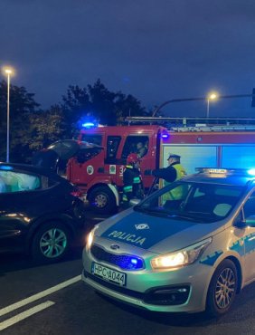 Kolejny wypadek na TEJ DRODZE w Toruniu! To to samo skrzyżowanie! [FOTO]-41122
