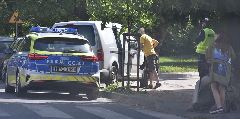 Z OSTATNIEJ CHWILI: Potrącenie przy ulicy Słowackiego. Na miejscu policja - 55360