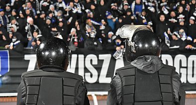 Toruń | Policjanci byli przygotowani na zamieszki? Było ich pełno [FOTO]-61432