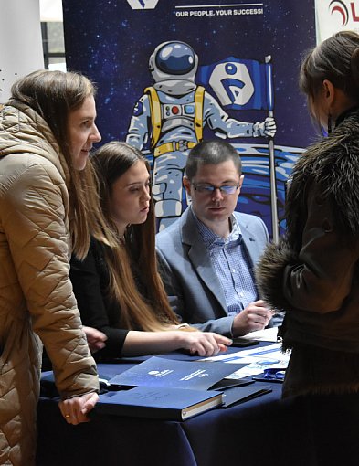 Gdzie w regionie szukają do pracy? Pracodawcy wystawili się na targach [FOTO]-61507