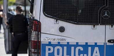 Porzucił łup i auto, ale i tak wpadł w ręce policji. 28-latek zatrzymany-61724