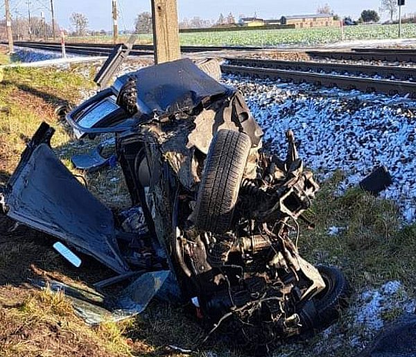 Ciąg dalszy tragedii pod Toruniem. Służby pokazały drastyczne zdjęcia [FOTO]-61881