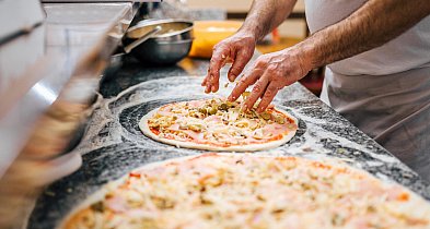 Popularna pizzeria nie wytrzymała konkurencji? Wystawiono ją na sprzedaż-61987