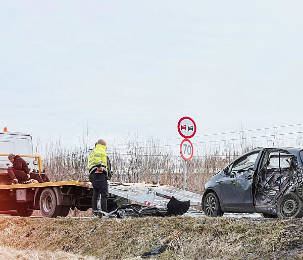 Groźny WYPADEK pod samym Toruniem. Droga zablokowana! Jedna osoba...-62294