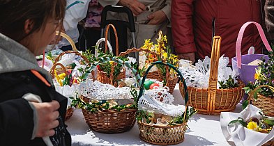 Sobota Wielkanocna | O której święcą pokarmy w Twoim kościele? [LISTA]-66514
