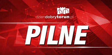 Dramat w bloku przy Dziewulskiego. W mieszkaniu znaleziono zwłoki mężczyzny!-66957